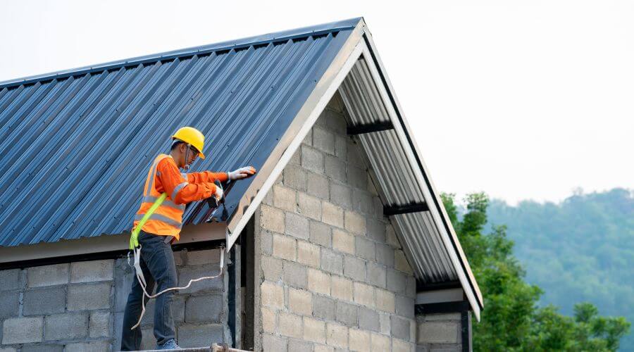 Professional Flat Roofing Installation in Perronville, MI